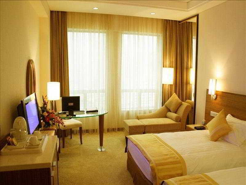 Ramada Plaza Guangzhou Hotel Exterior foto